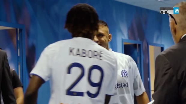 Behind the scenes of Alexis Sanchez first win at Marseille